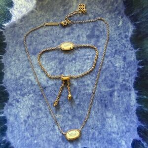 Kendra Scott Elisa Gold Pendant Necklace and Bracelet Set in Mother of Pearl